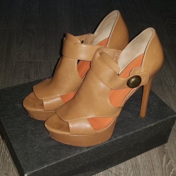 Via Spiga Hartley Heels - Picture 1 of 5
